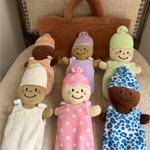 Multicultural soft plush baby dolls set of 6 with carrying basket toddler toy